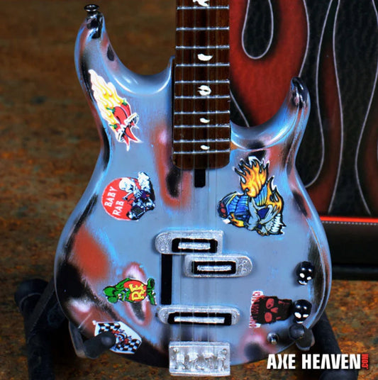 Mini-guitare basse Rat Rod de Michael Anthony